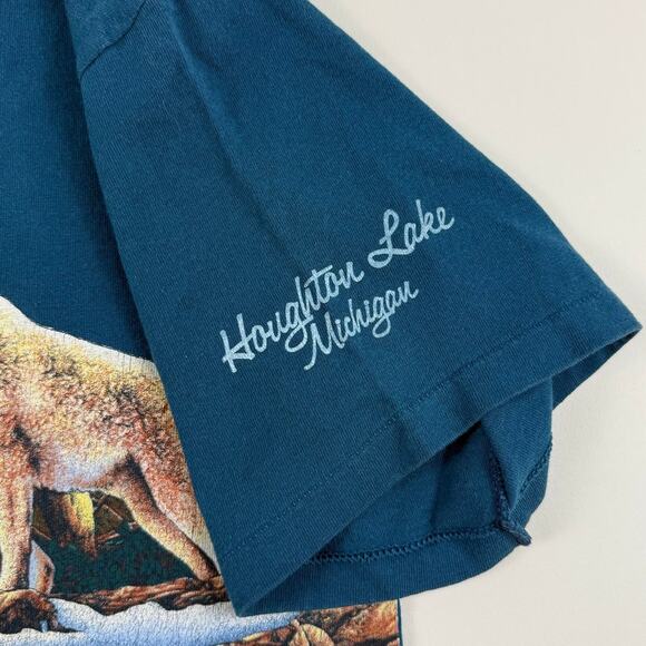 Vintage 90s Wolf Forest Stream Wraparound Michigan Nature Shirt Medium - Picture 4 of 7